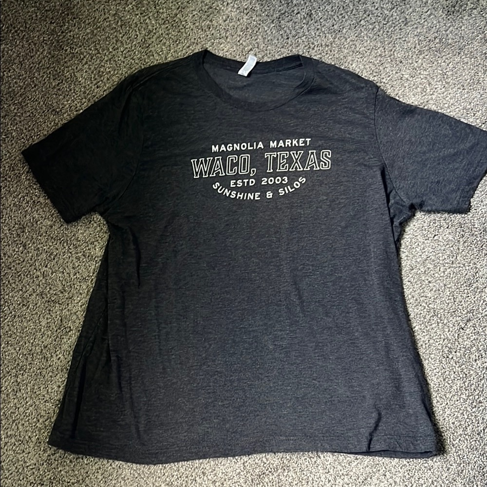 Magnolia Men's Gray T-Shirt